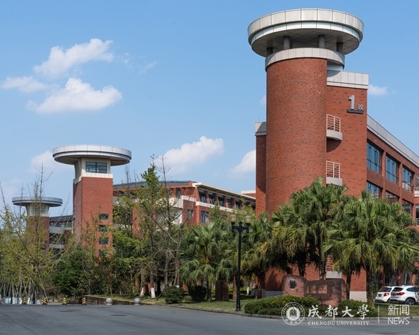 团结大学城(团结大学城在五环内吗)